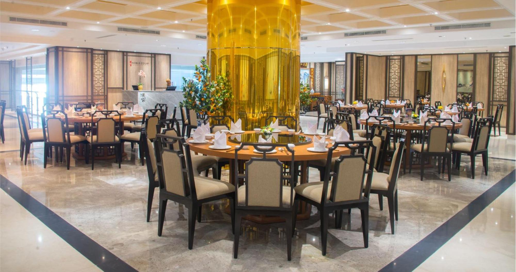 Gumaya Tower Hotel เซอมารัง ภายนอก รูปภาพ