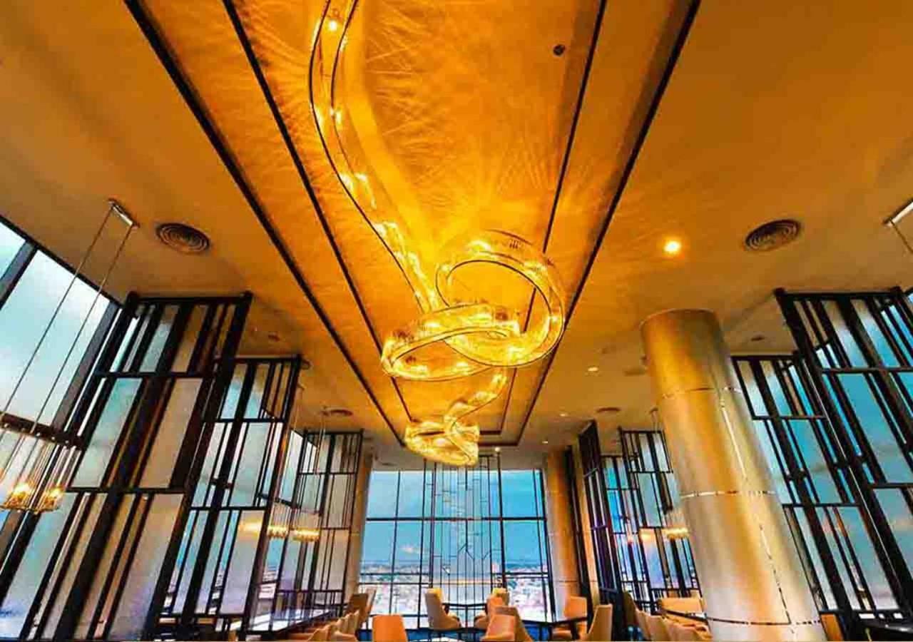 Gumaya Tower Hotel เซอมารัง ภายนอก รูปภาพ